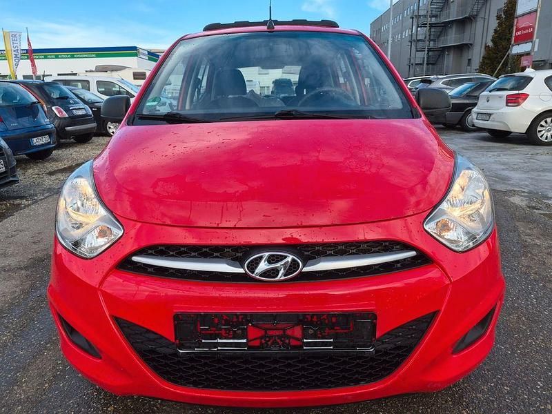 Rot Gebraucht 2012 Hyundai i10 Edition Kleinwagen | 2.399 € (Guter Preis) - Bild 1/4