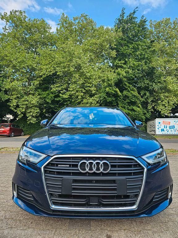 Gebraucht Audi A3 S-Line 190 PS (139 kW) 2017 Blau Limousine