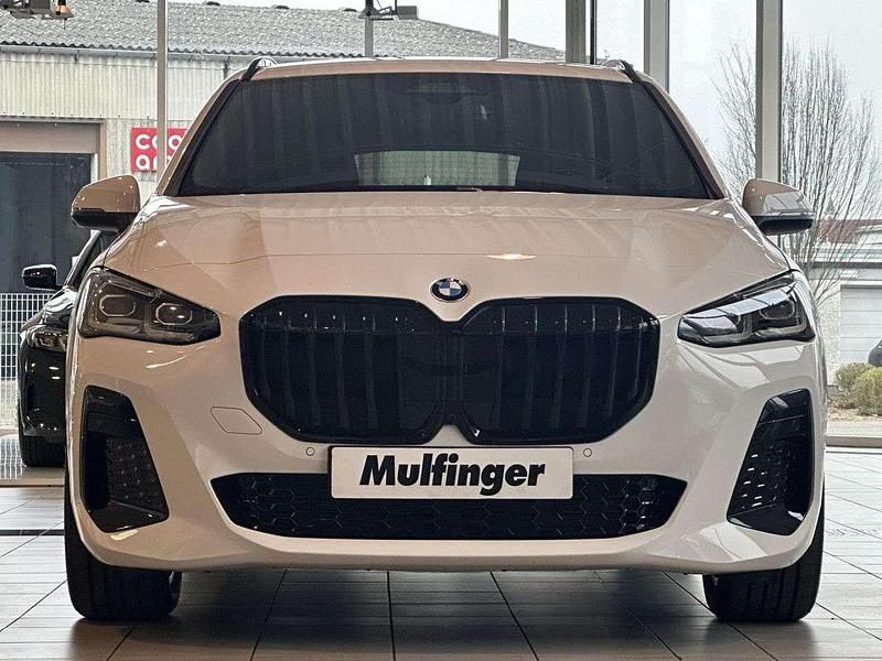 Neu BMW 220 Active Tourer M Sport 170 PS (125 kW) 2026 Alpinweiss Van / Kleinbus