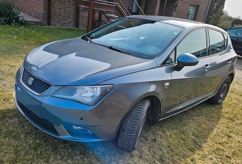 Grau Gebraucht 2013 Seat Ibiza Limousine | 2.990 € (Guter Preis) - Bild 1/4