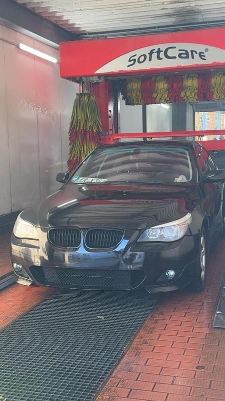 Gebraucht BMW 520 M Sport 170 PS (125 kW) 2004 Schwarz Limousine