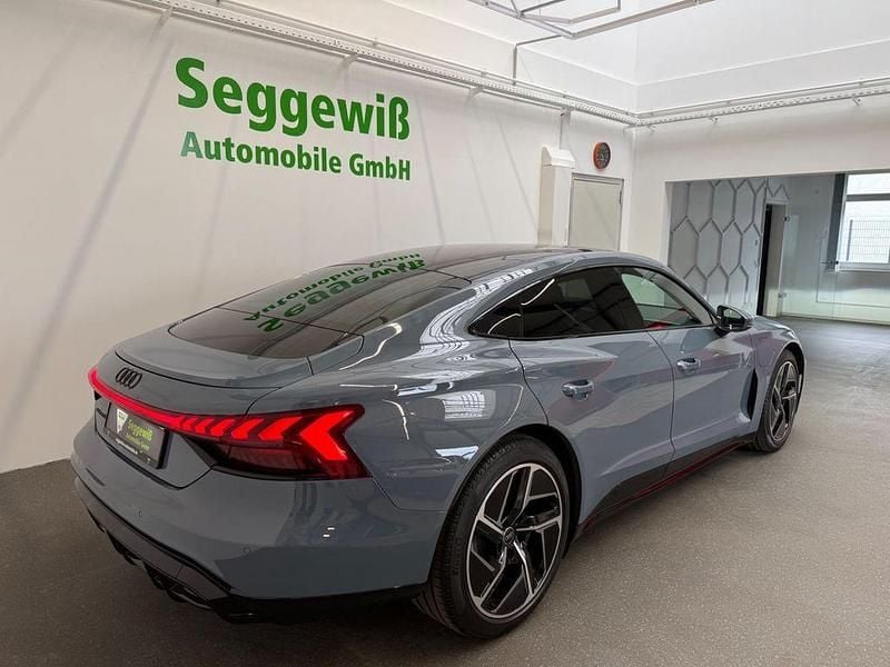 Gebraucht Audi e-tron GT quattro Basis 350 kW (476 PS) 2023 Grau Limousine