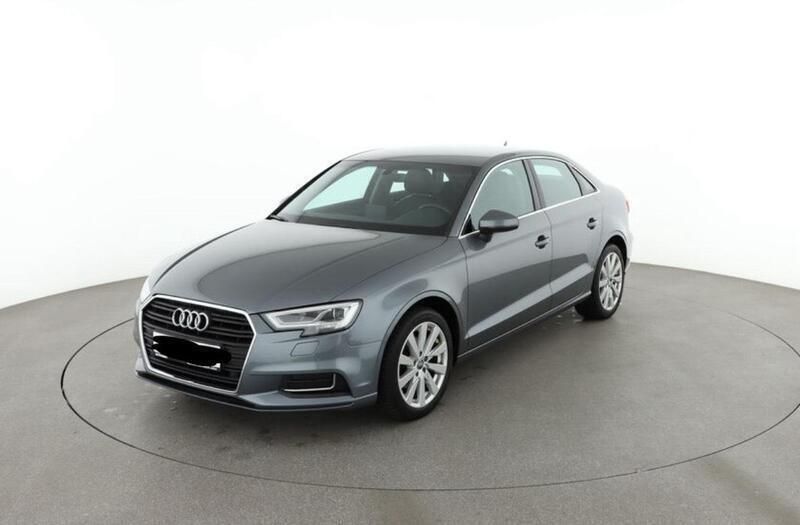 Grau Gebraucht 2017 Audi A3 Design Limousine | 18.000 € (Teuer) - Bild 1/4