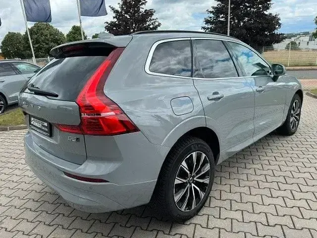 Gebraucht Volvo XC60 Core 250 PS (183 kW) 2025 Vapour grey SUV