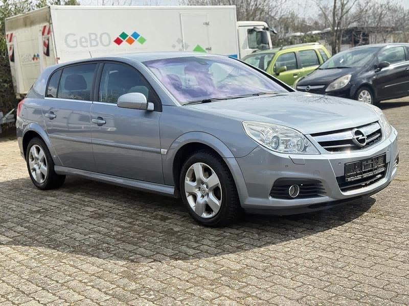 Gebraucht Opel Signum 155 PS (114 kW) 2006 Silber Kleinwagen