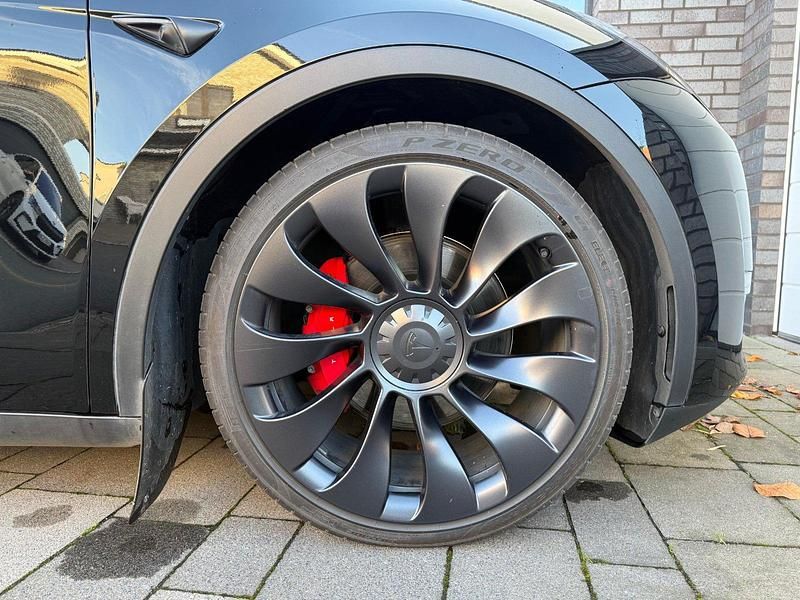 Gebraucht Tesla Model Y Performance 392 kW (534 PS) 2022 Schwarz SUV