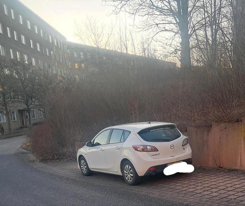 Gebraucht Mazda 3 105 PS (77 kW) 2010 Weiß Limousine