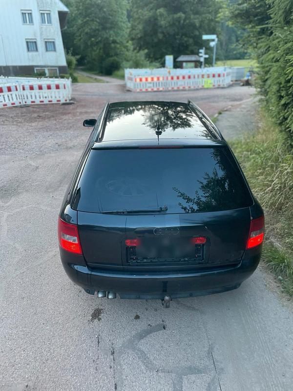 Gebraucht 2004 Audi A6 Kombi | 1.000 € (Superpreis) - Bild 1/4