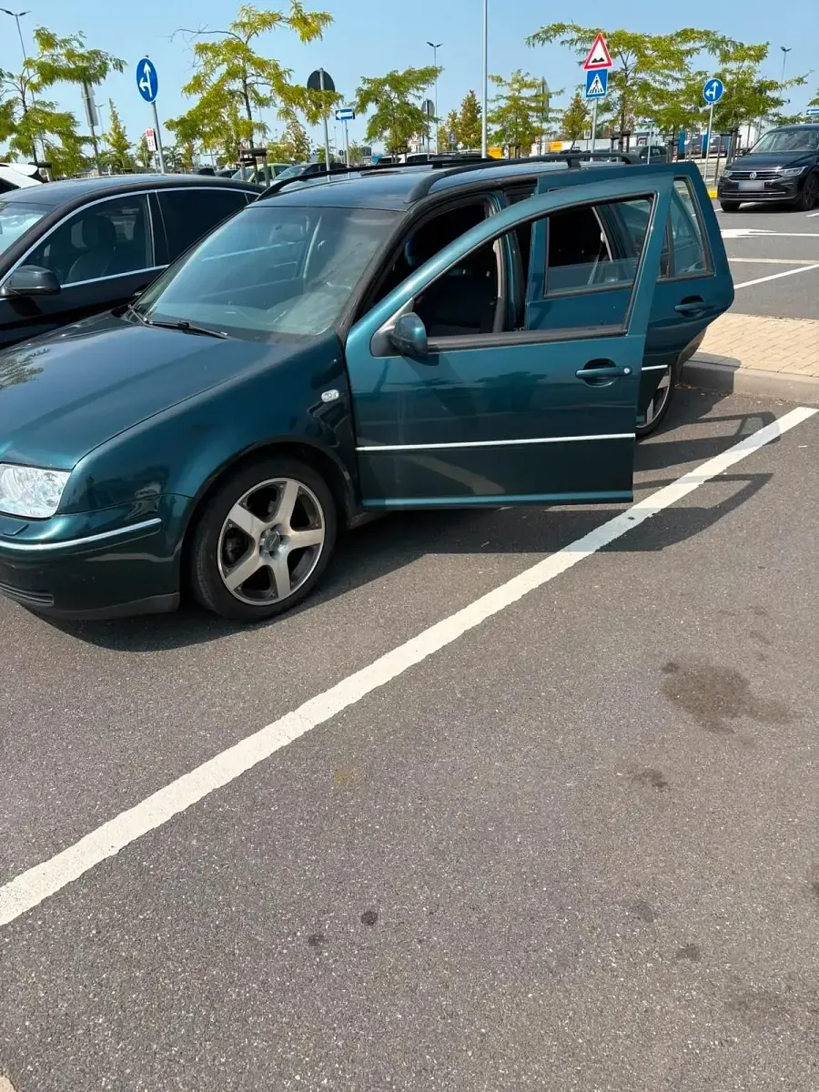 Gebraucht VW Bora 105 PS (77 kW) 2002 Grün Kombi