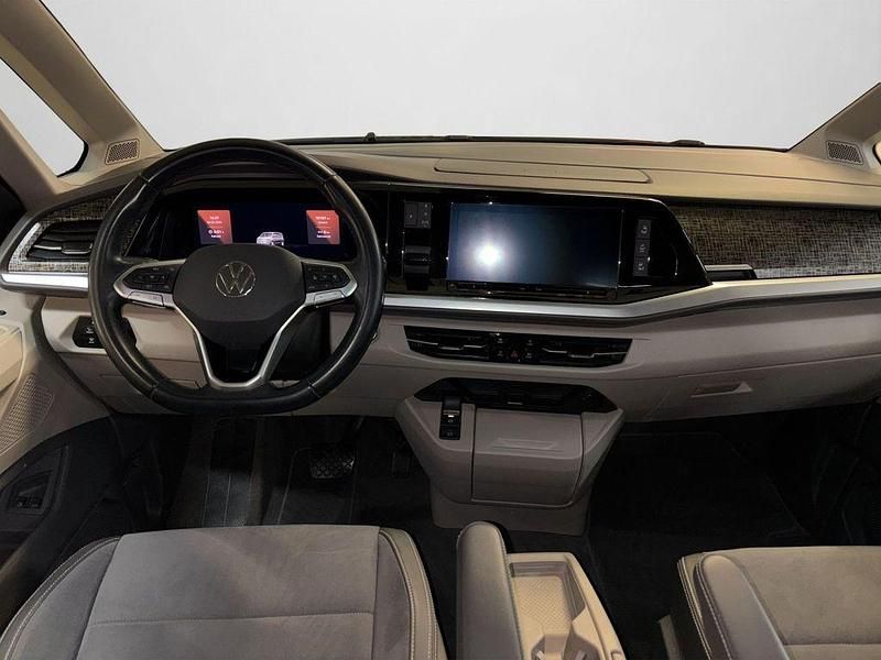 Gebraucht VW Multivan Energetic 150 PS (110 kW) 2022 Deep black perleffekt (metallic) Van