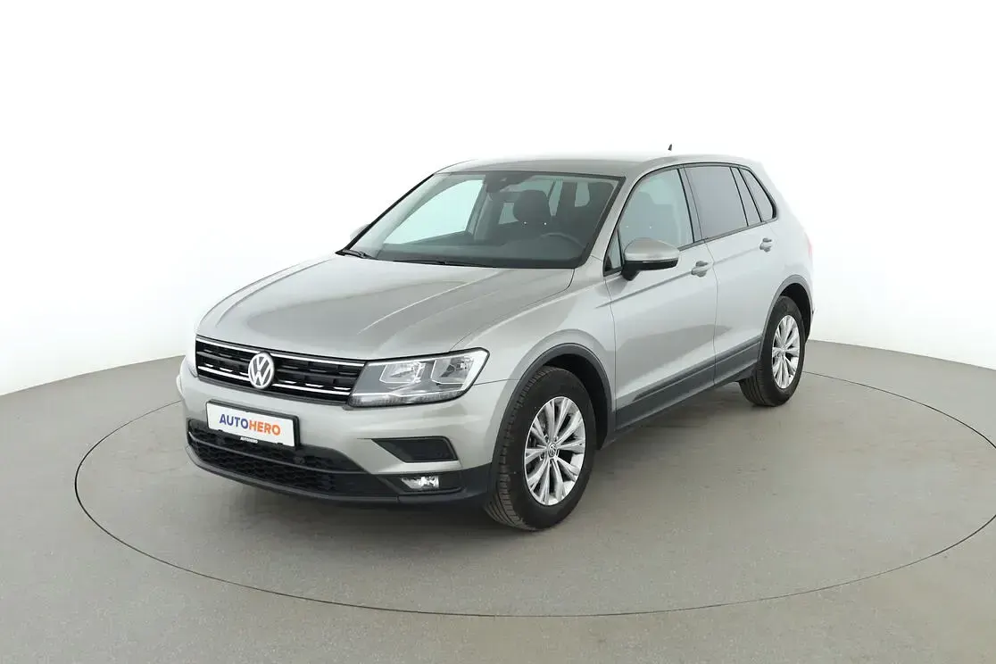 Gebraucht VW Tiguan Trendline 131 PS (96 kW) 2019 SUV