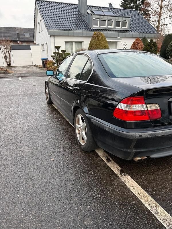 Gebraucht BMW 320 170 PS (125 kW) 2003 Schwarz Limousine