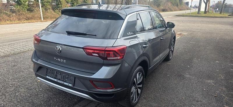 Gebraucht VW T-Roc Goal 150 PS (110 kW) 2025 Grau SUV