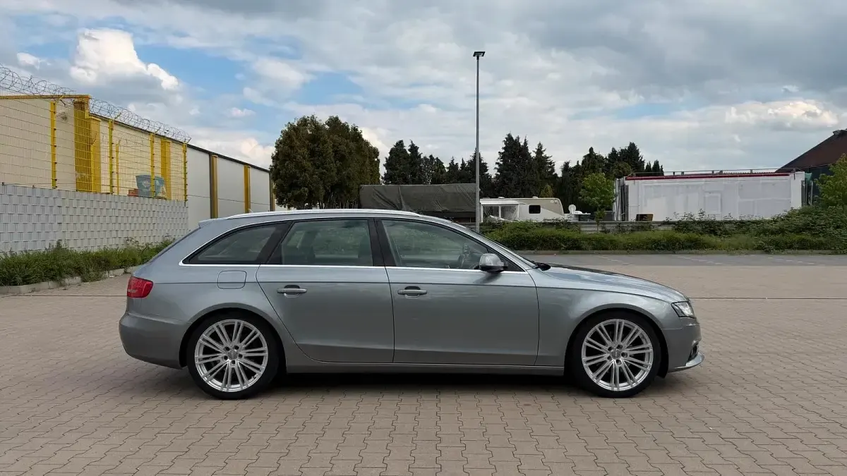 Gebraucht Audi A4 190 PS (139 kW) 2010 Kombi