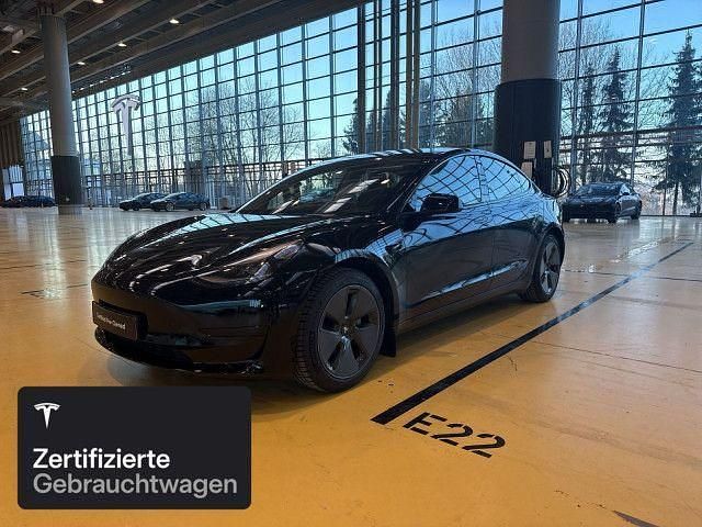 Solid black Gebraucht 2021 Tesla Model 3 RWD Limousine | 27.100 € (Fairer Preis) - Bild 1/4