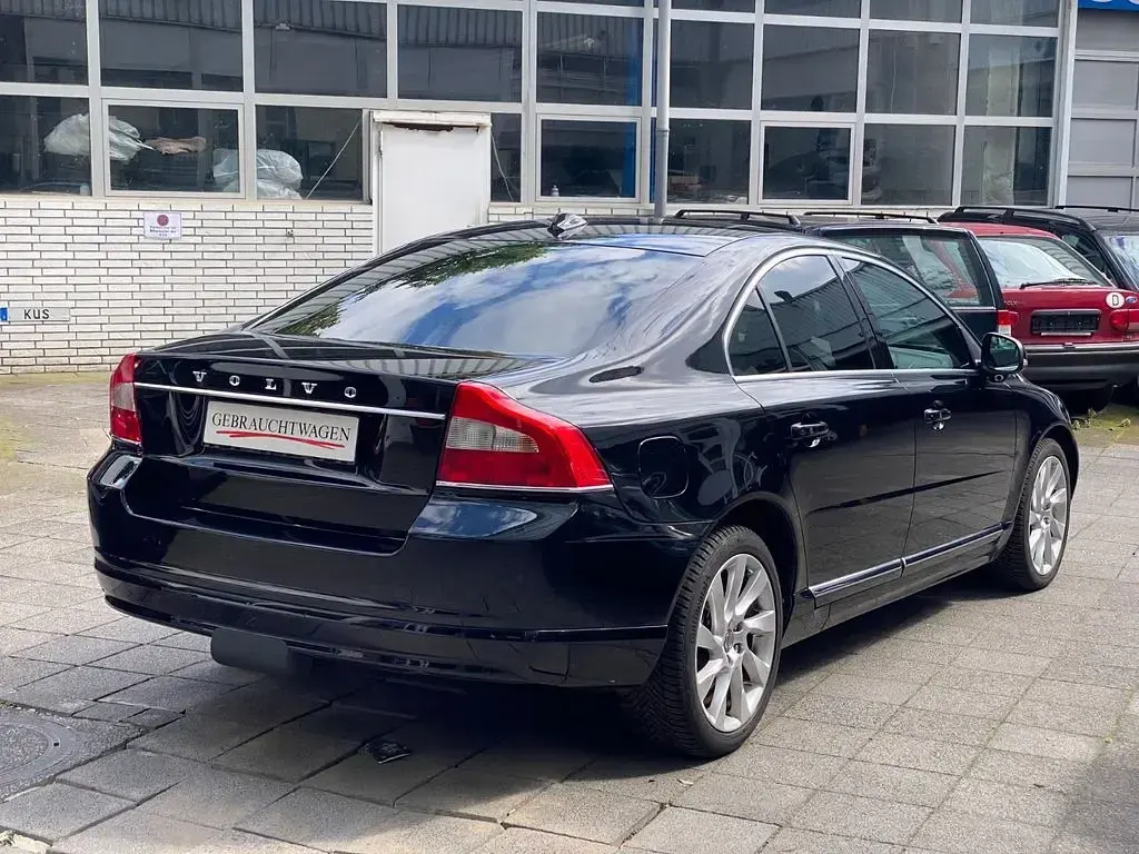 Gebraucht Volvo S80 163 PS (119 kW) 2012 Schwarz Limousine