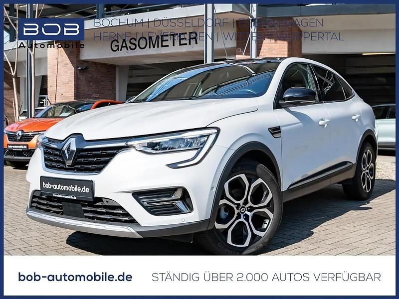 Gebraucht Renault Arkana 140 PS (102 kW) 2022 Kyanitweiß metallic SUV