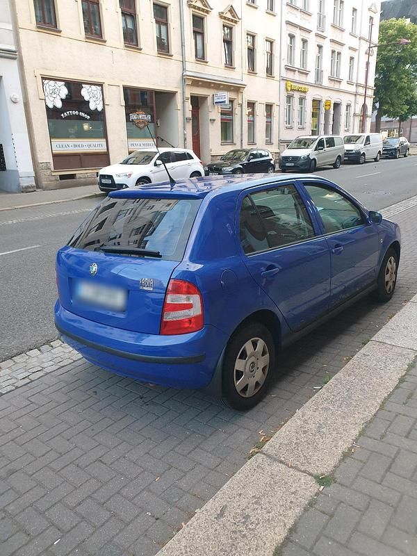 Blau Gebraucht 2006 Skoda Fabia Kleinwagen | 650 € (Guter Preis) - Bild 1/4