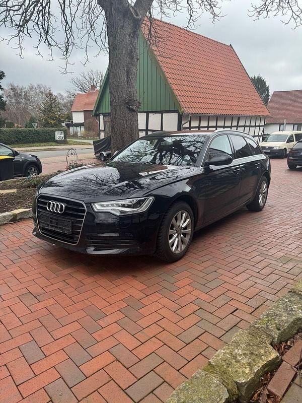 Gebraucht Audi A6 Sport 177 PS (130 kW) 2012 Schwarz Kombi