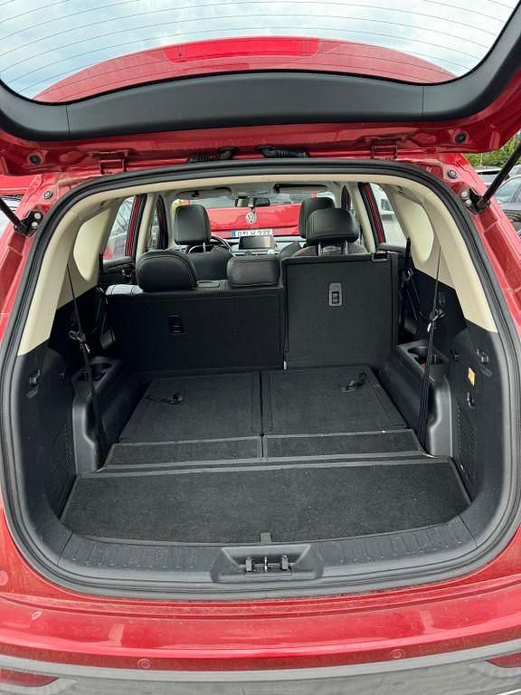 Rot Gebraucht 2021 DFSK Glory 580 SUV | 9.999 € - Bild 1/4