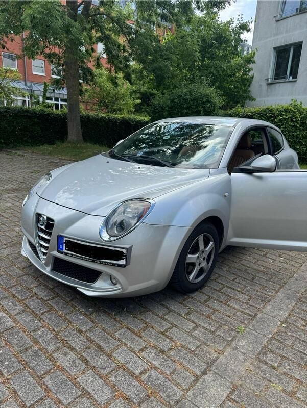 Grau Gebraucht 2014 Alfa Romeo MiTo Kleinwagen | 3.500 € - Bild 1/4