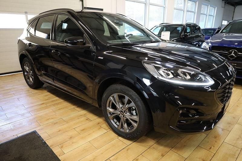 Gebraucht Ford Kuga ST-Line 190 PS (139 kW) 2021 Schwarz SUV