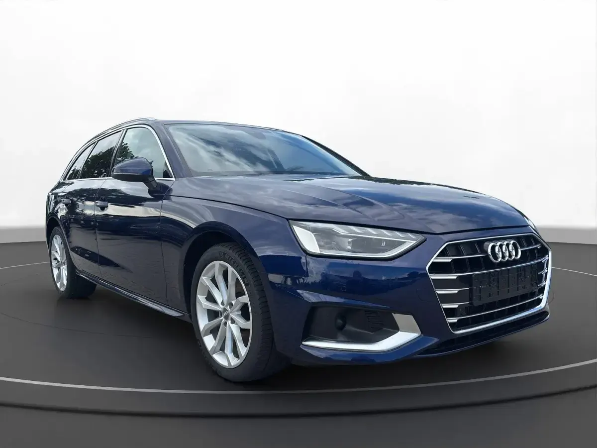 Gebraucht Audi A4 Advanced Plus 136 PS (100 kW) 2020 Blau Kombi