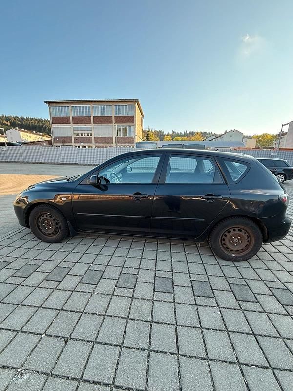 Second-hand Mazda 3 85 CP (62 kW) 2007 Negru Berlinǎ