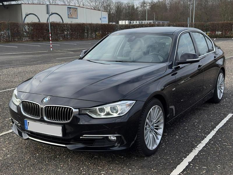 Gebraucht BMW 328 Luxury Line 245 PS (180 kW) 2012 Schwarz Limousine