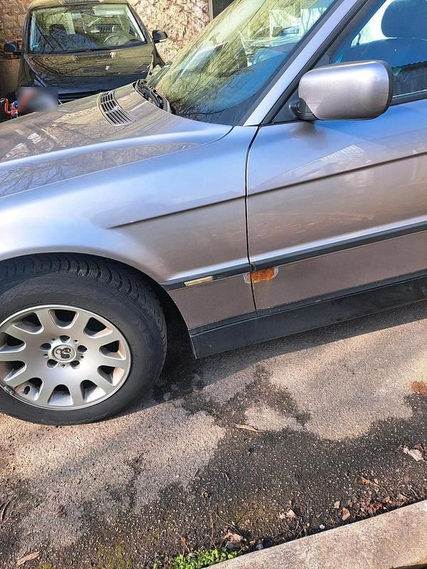 Gebraucht BMW 728 193 PS (141 kW) 2000 Grau Limousine