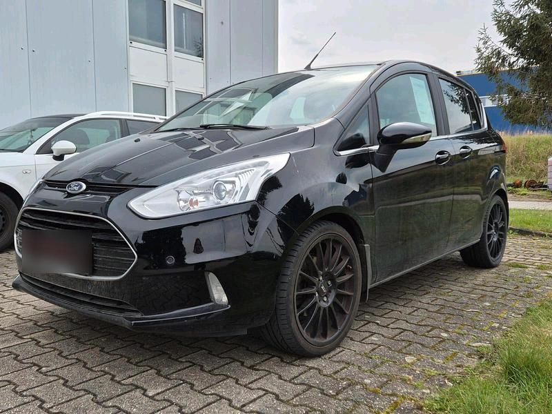 Gebraucht Ford B-MAX Titanium 101 PS (74 kW) 2017 Schwarz Van / Kleinbus