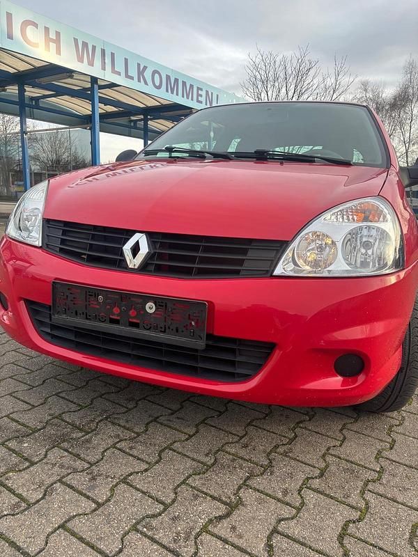 Rot Gebraucht 2010 Renault Clio II Kleinwagen | 2.200 € (Fairer Preis) - Bild 1/4