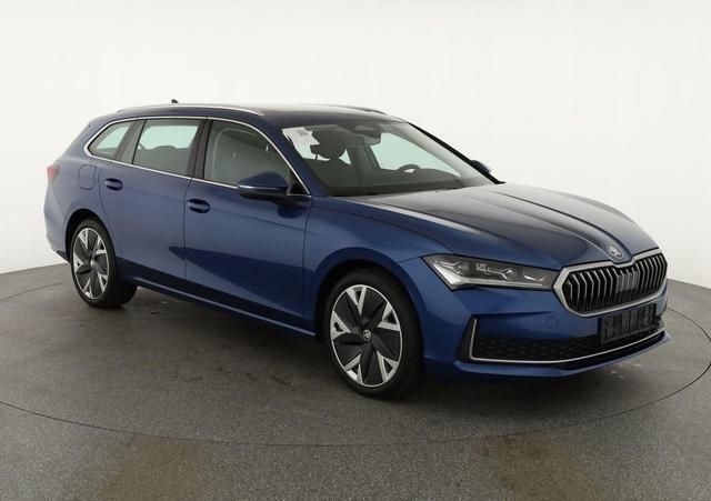 Blau Gebraucht 2024 Skoda Superb Selection Kombi | 41.495 € (Guter Preis) - Bild 1/2