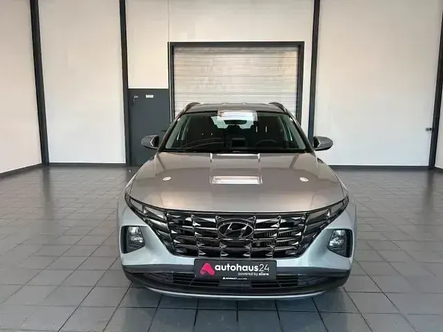 Gebraucht Hyundai Tucson Select 150 PS (110 kW) 2023 Silber SUV