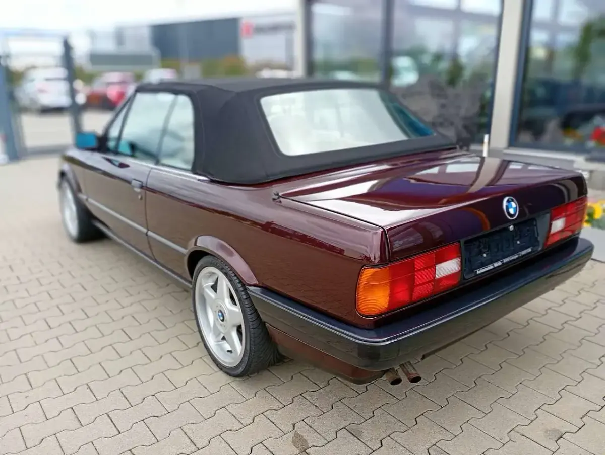 Gebraucht BMW 320 Cabriolet 129 PS (94 kW) 1991 Violett Cabrio