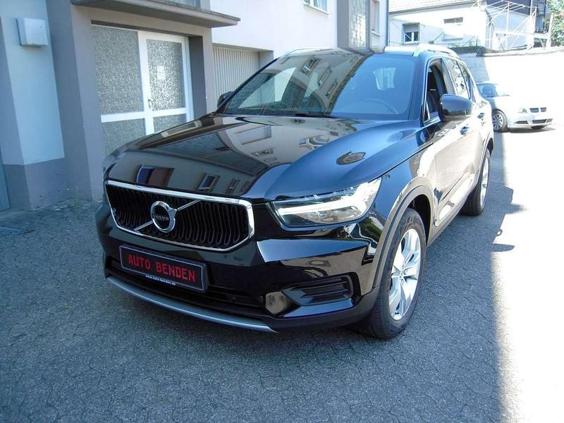 Black stone Gebraucht 2020 Volvo XC40 Momentum SUV | 16.900 € (Guter Preis) - Bild 1/4