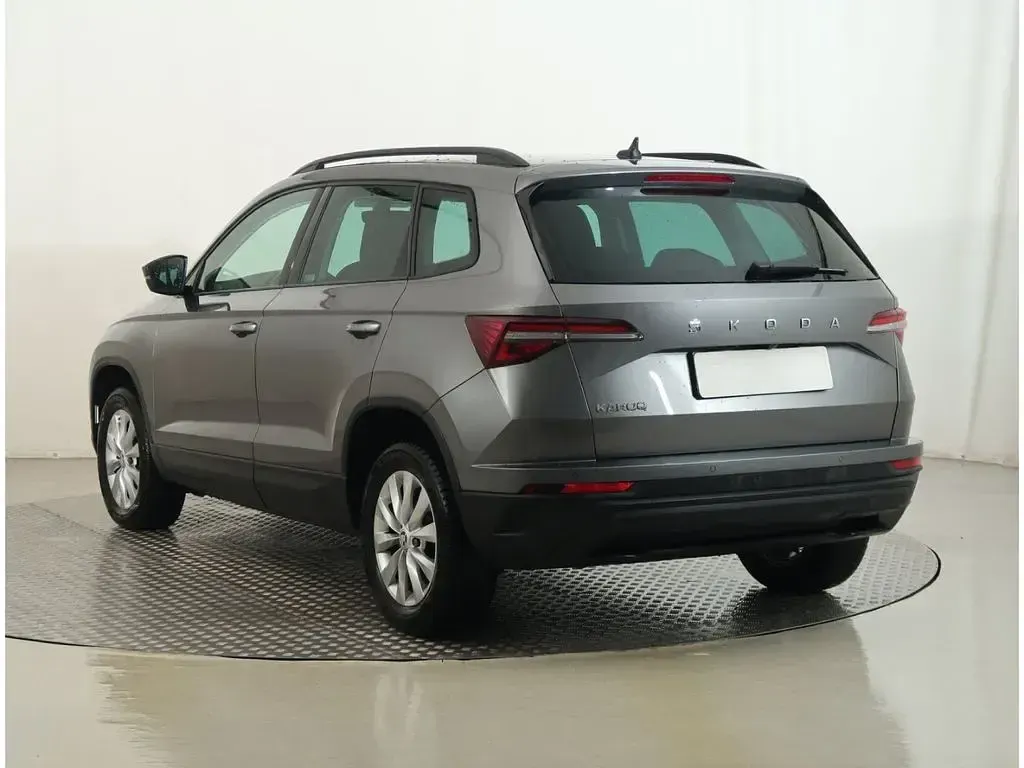 Gebraucht Skoda Karoq Selection 150 PS (110 kW) 2024 Grau SUV