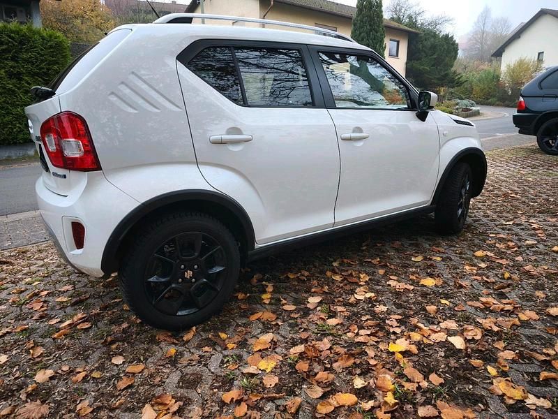 Gebraucht Suzuki Ignis 83 PS (61 kW) 2020 Weiß Limousine