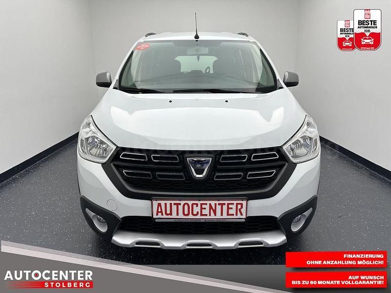 Gebraucht Dacia Lodgy Basis 131 PS (96 kW) 2021 Weiß Van / Kleinbus