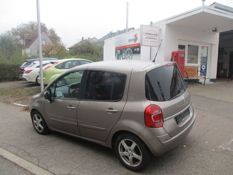 Gebraucht Renault Modus Dynamique 86 PS (63 kW) 2009 Beige Van / Kleinbus