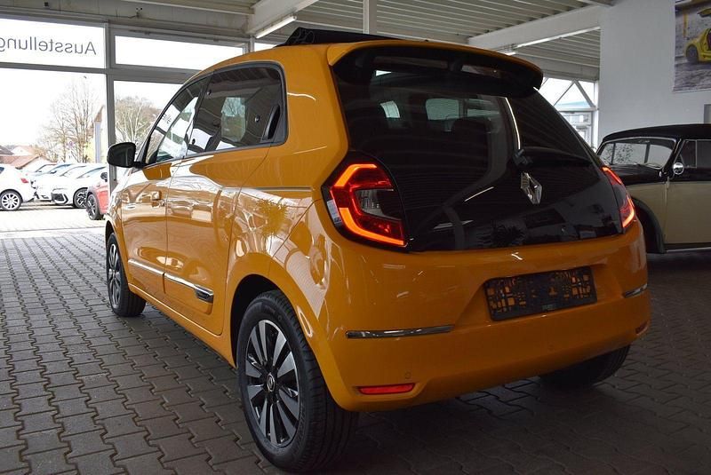 Gebraucht Renault Twingo Techno 60 kW (82 PS) 2023 Gelb Kleinwagen