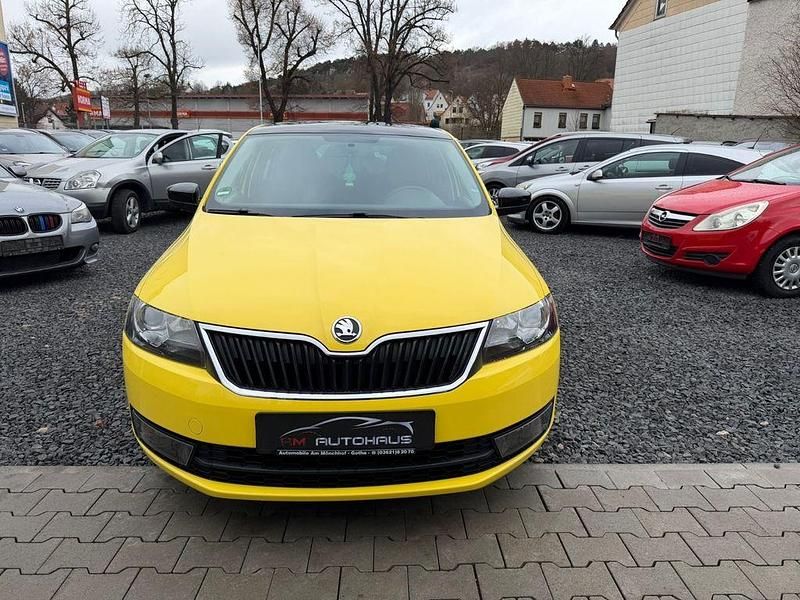 Gebraucht Skoda Rapid Style 122 PS (89 kW) 2014 Gelb Kleinwagen