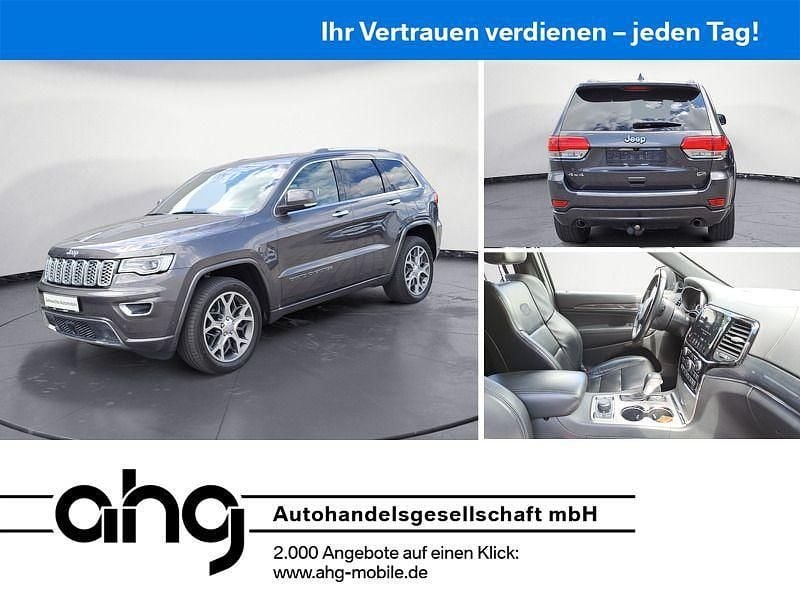 Grau Gebraucht 2021 Jeep Cherokee Overland SUV | 35.530 € - Bild 1/4