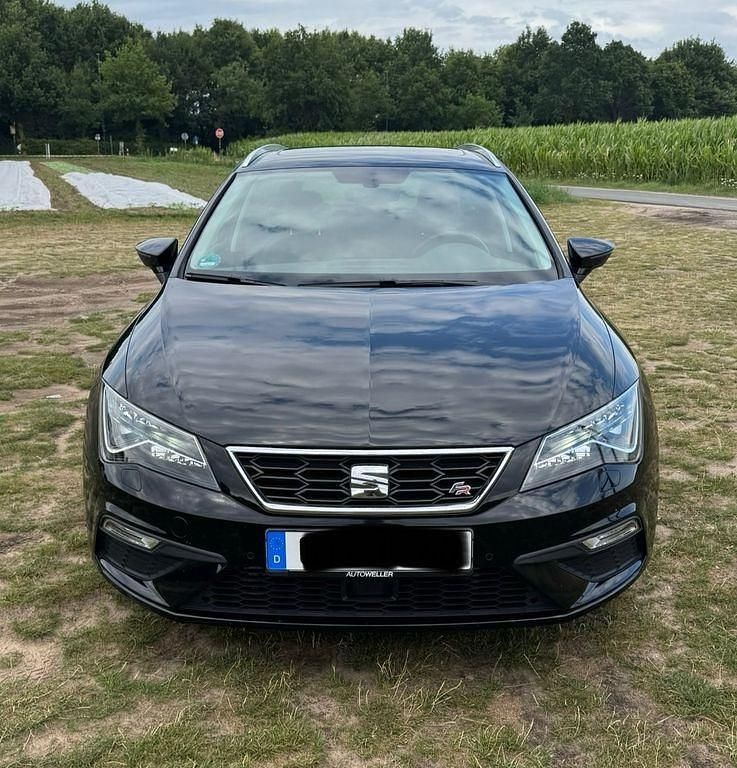 Schwarz Gebraucht 2019 Seat Leon ST Beats Kombi | 20.999 € (Etwas zu teuer) - Bild 1/4