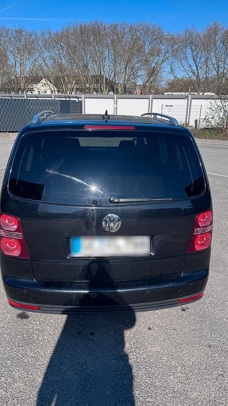 Gebraucht VW Touran 140 PS (102 kW) 2008 Schwarz Van / Kleinbus
