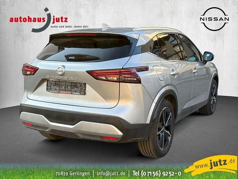 Gebraucht Nissan Qashqai Tekna 158 PS (116 kW) 2022 Silber SUV
