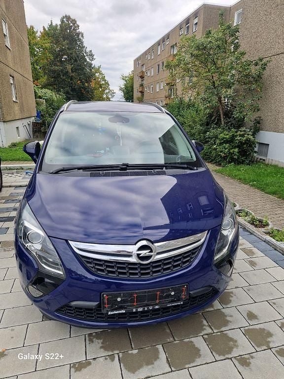 Blau Gebraucht 2014 Opel Zafira Tourer Edition Van / Kleinbus | 8.500 € (Fairer Preis) - Bild 1/4
