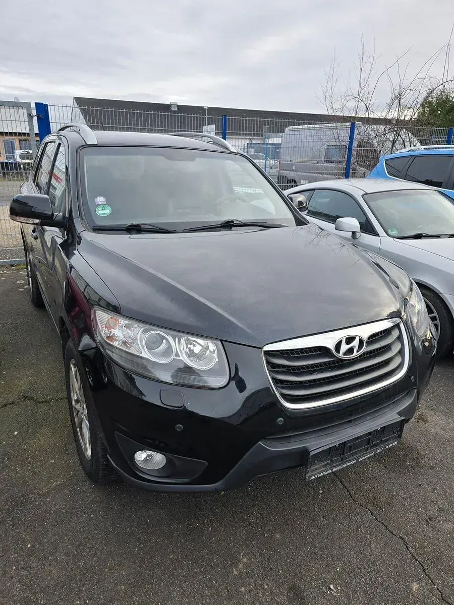 Gebraucht Hyundai Santa Fe Comfort 197 PS (144 kW) 2011 Schwarz SUV