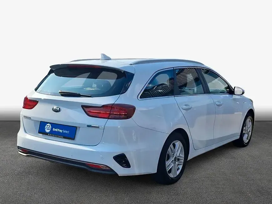 Gebraucht Kia Ceed Sportswagon 136 PS (100 kW) 2020 Weiß Kombi