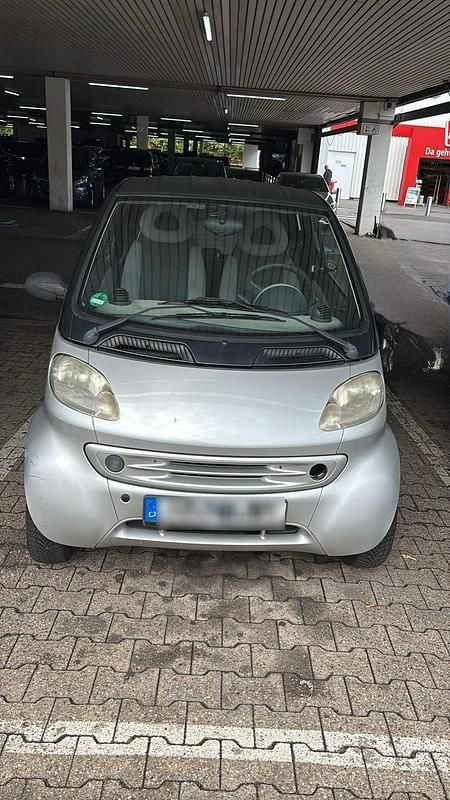 Silber Gebraucht 2001 Smart ForTwo Coupé Kleinwagen | 800 € - Bild 1/4